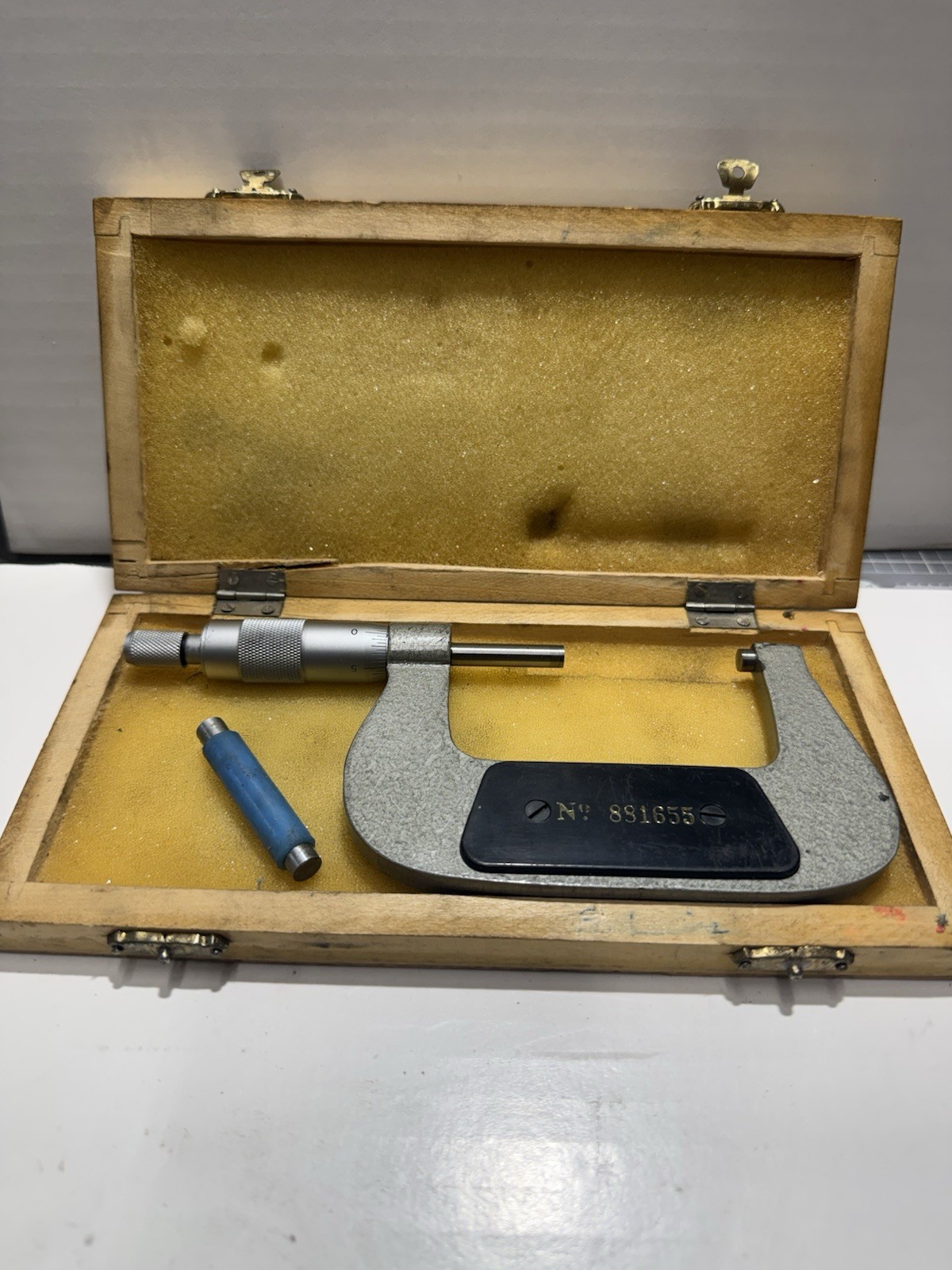 Trade H Mark 2-3" Precision Outside Micrometer 0.001" Carbide Tipped 881655