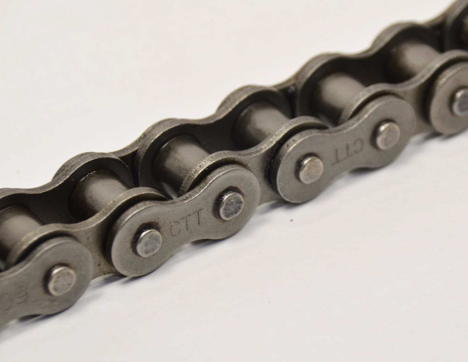 #100 100-1 Riv 1-1/4" Roller Chain 10 Ft Box With 5 Connecting Links