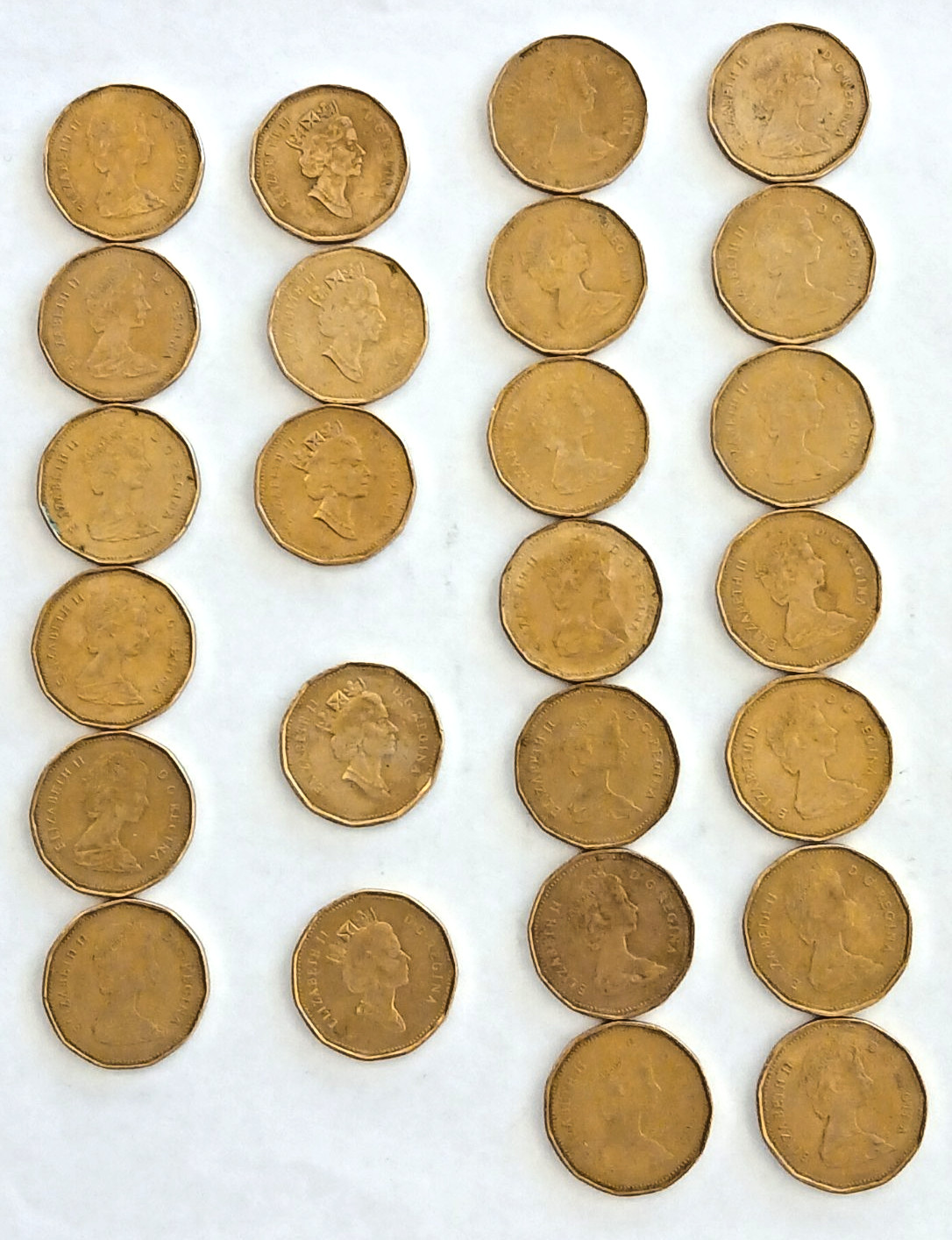 lot of 25 1980's Canada coins loonie dollars good condition mixed years