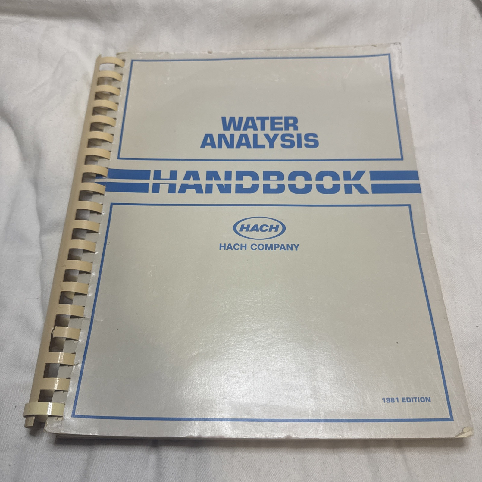 1981 Hach Water Analysis Handbook Systems for Analysis Loveland CO DR/2