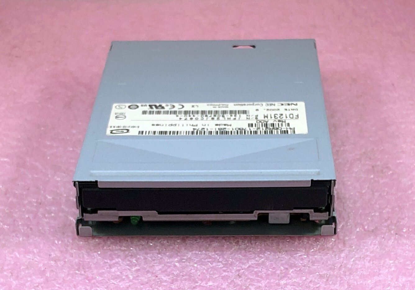 NEC FD1231M 3.5" FLOPPY DRIVE - NO BEZEL - BLACK - P/N: 134-506790-440-4