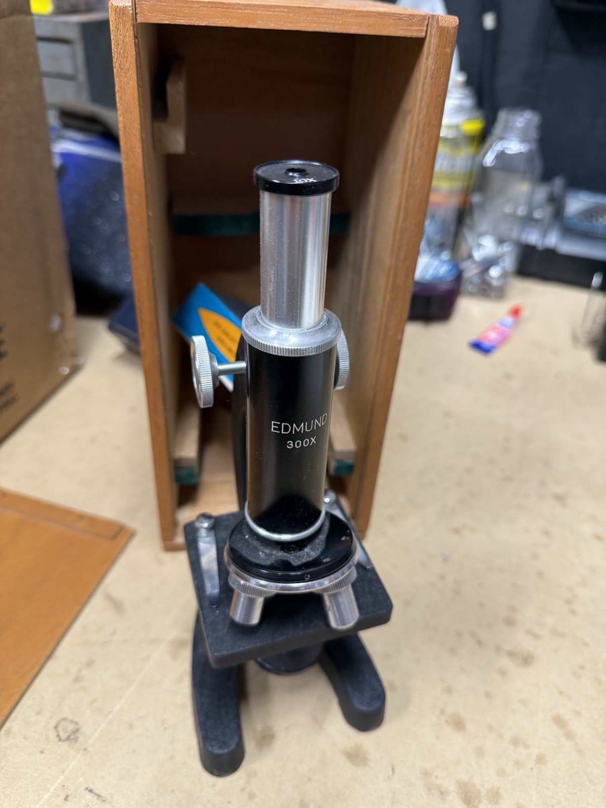EDMUND SCIENTIFIC 300X REFLECTOR MICROSCOPE WITH BOX & SLIDES