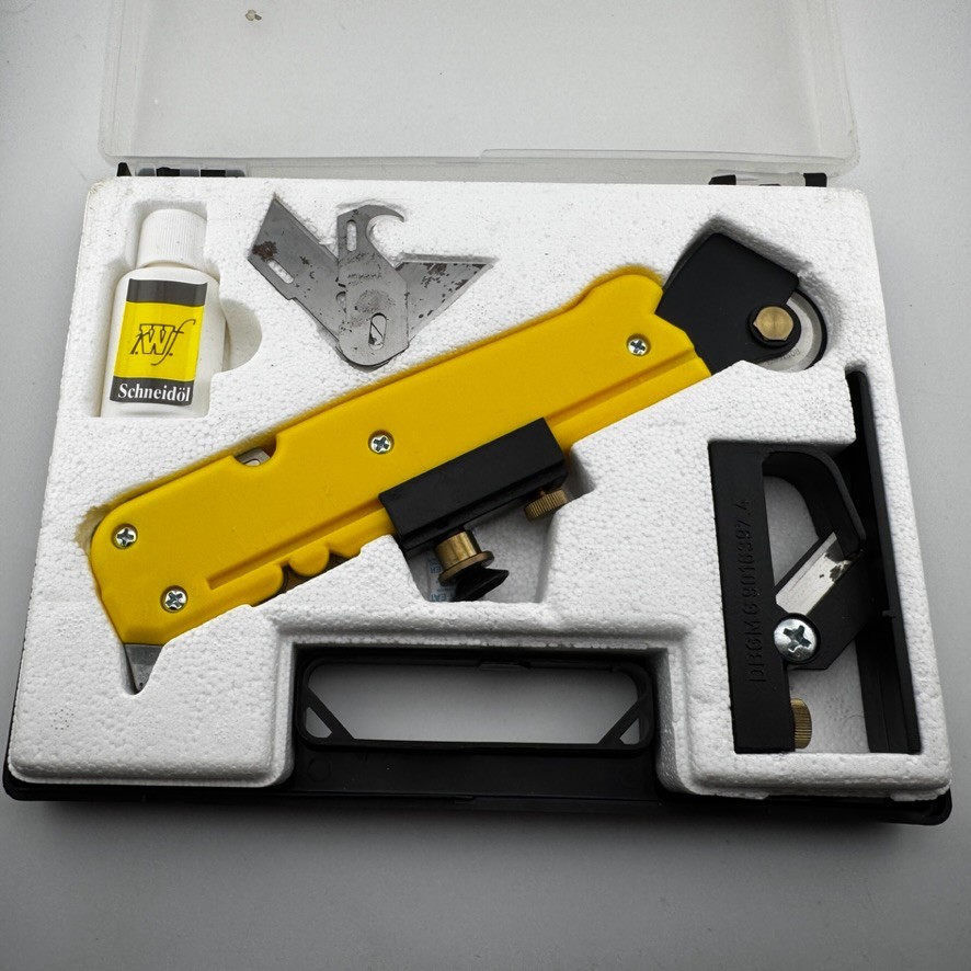 World-Tool Glass And Roller Cutter Knife Sharpener 6” Rule Germany w/ Blades