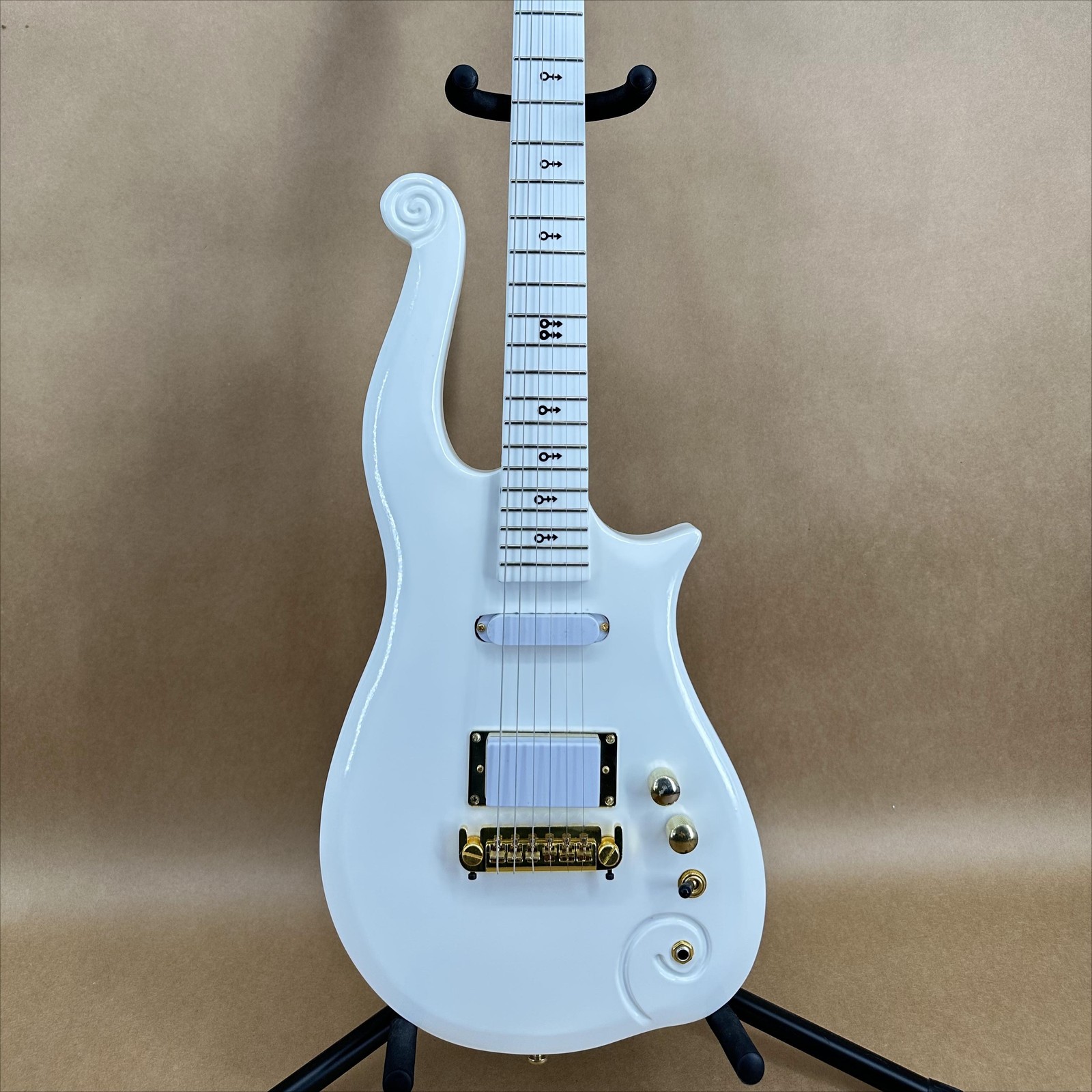 Custom Prince Cloud Gloss White Electric Guitar Gold Hardware SH Pickups 22Frets
