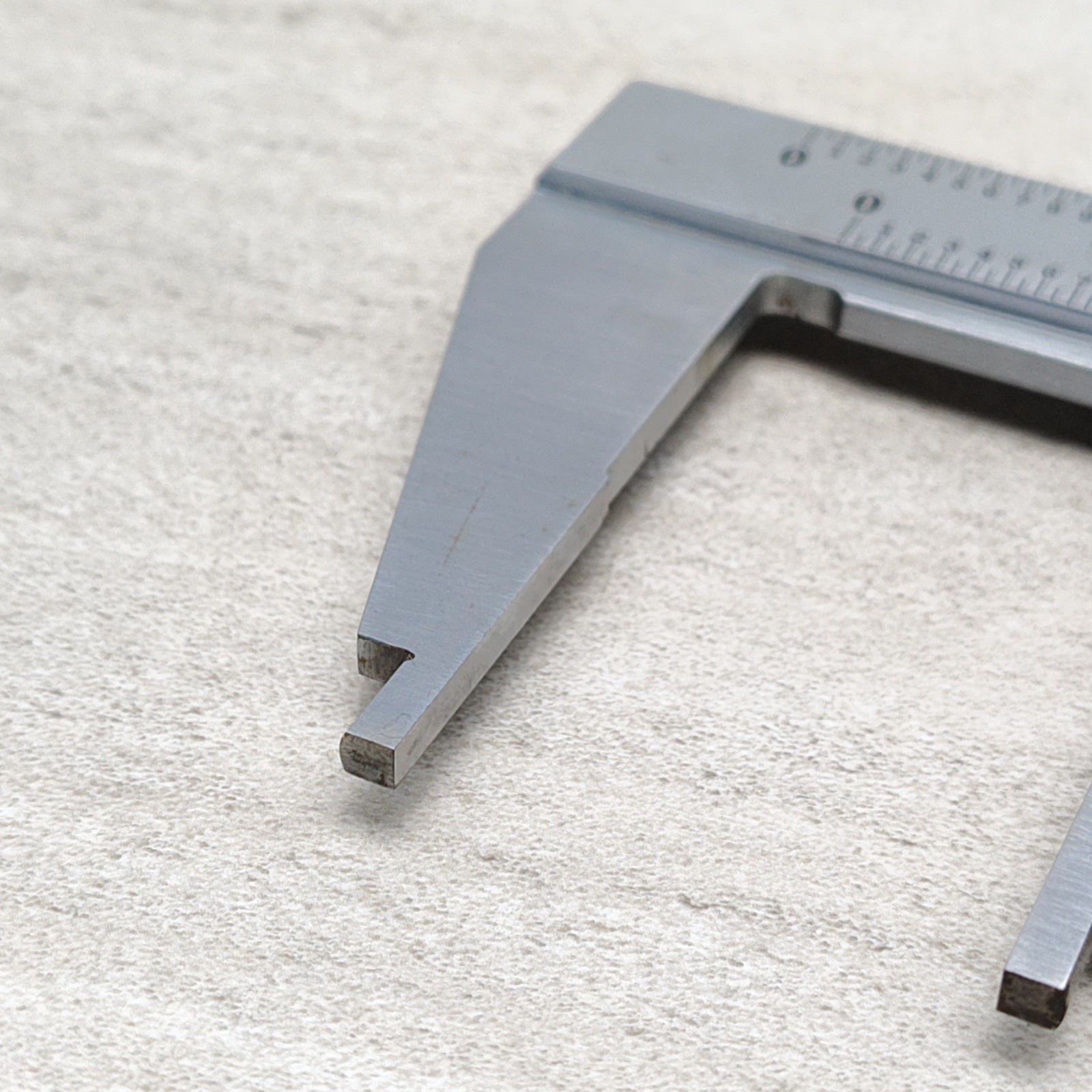 Starrett 123 14" Hardened & Stabilized Master Vernier Caliper