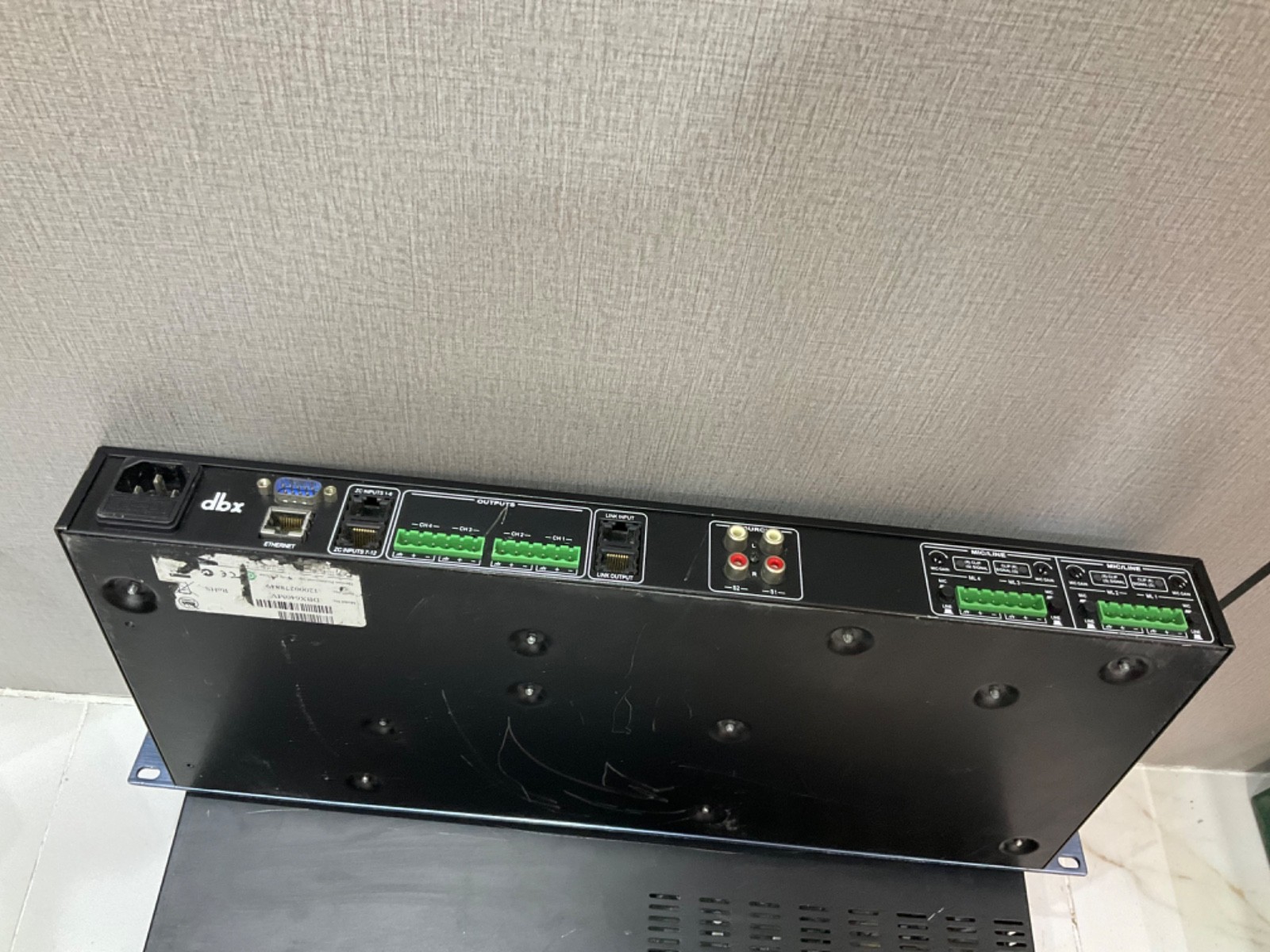 DBX ZONE PRO 640M DIGITAL ZONE PROCESSOR DBX640MV