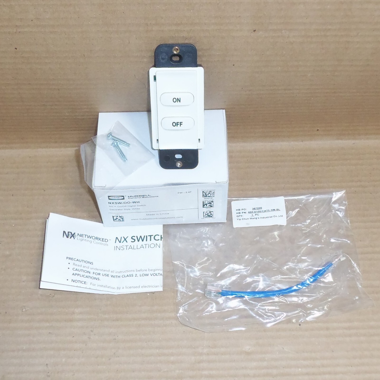 NEW HUBBELL NXSW-OO-WH NX ON OFF DIGITAL SWITCH WHITE DECORATOR STYLE LIGHTING