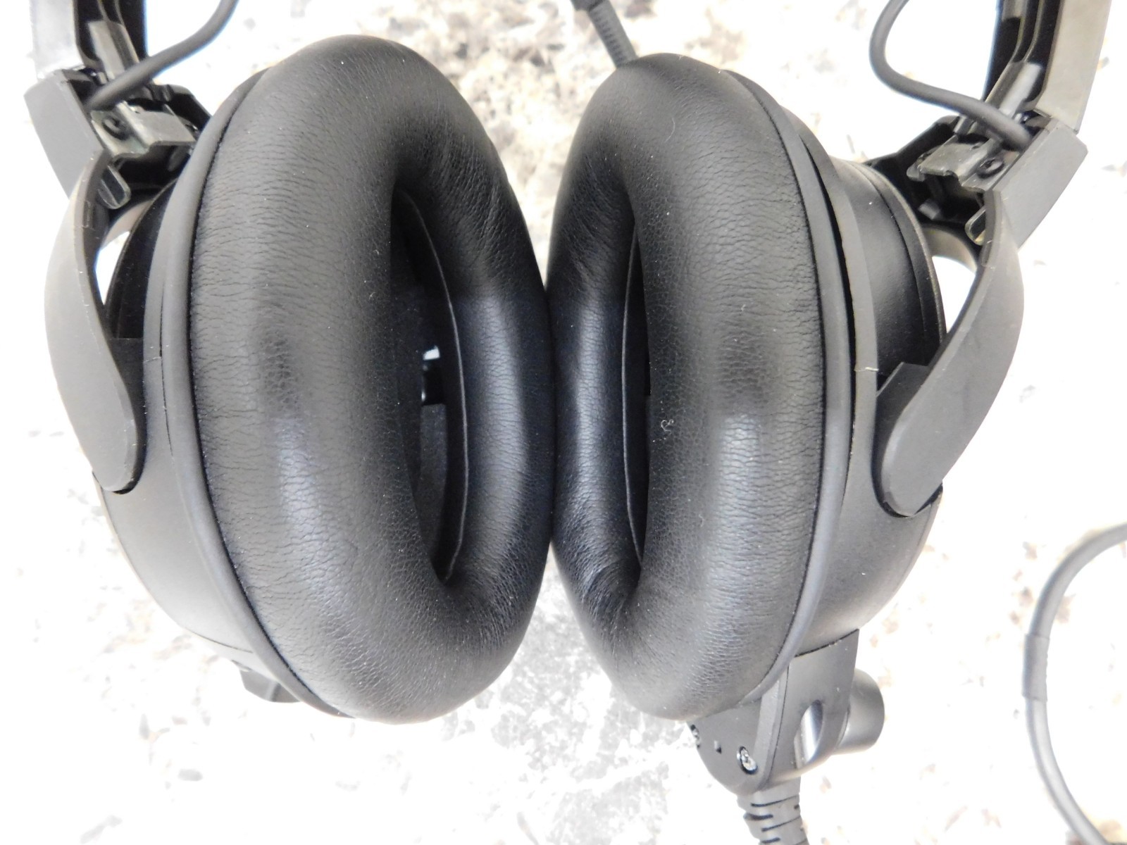 Bose A20 Aviation Headset with Bluetooth and Dual Plug Cable - Black