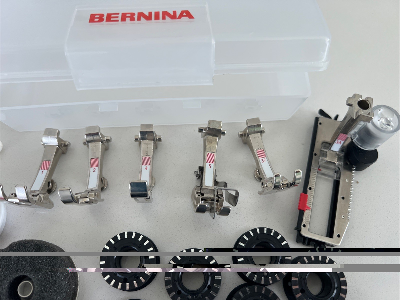 BERNINA B 475 QE Sewing and Quilting Machine