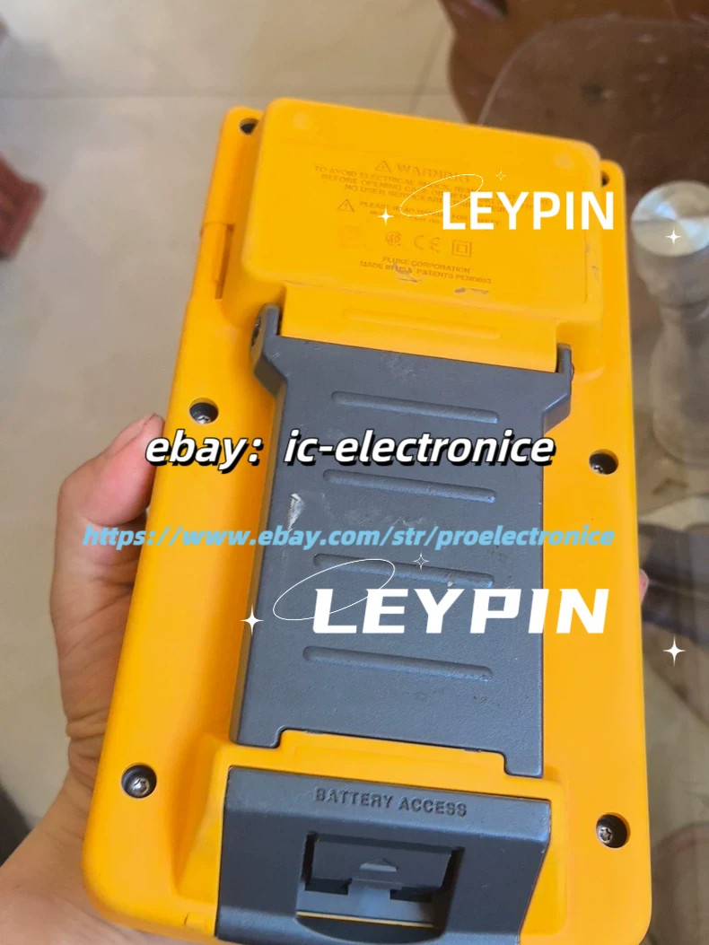 Fluke 743B Documenting Process Calibrator used/ic