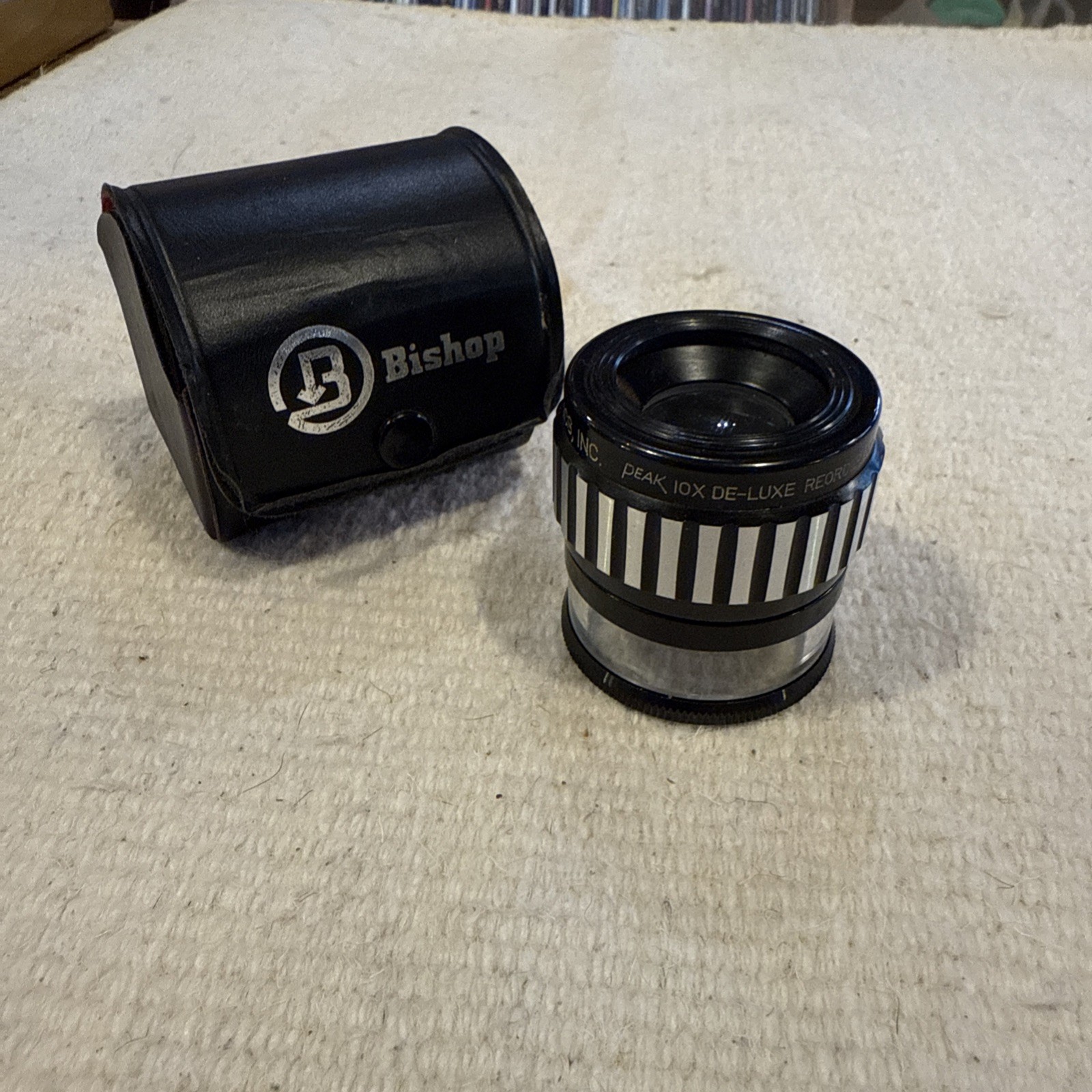 BISHOP GRAPHICS PEAK 10X DE-LUXE 3500 Eye Loupe Comparator w/Orig Case