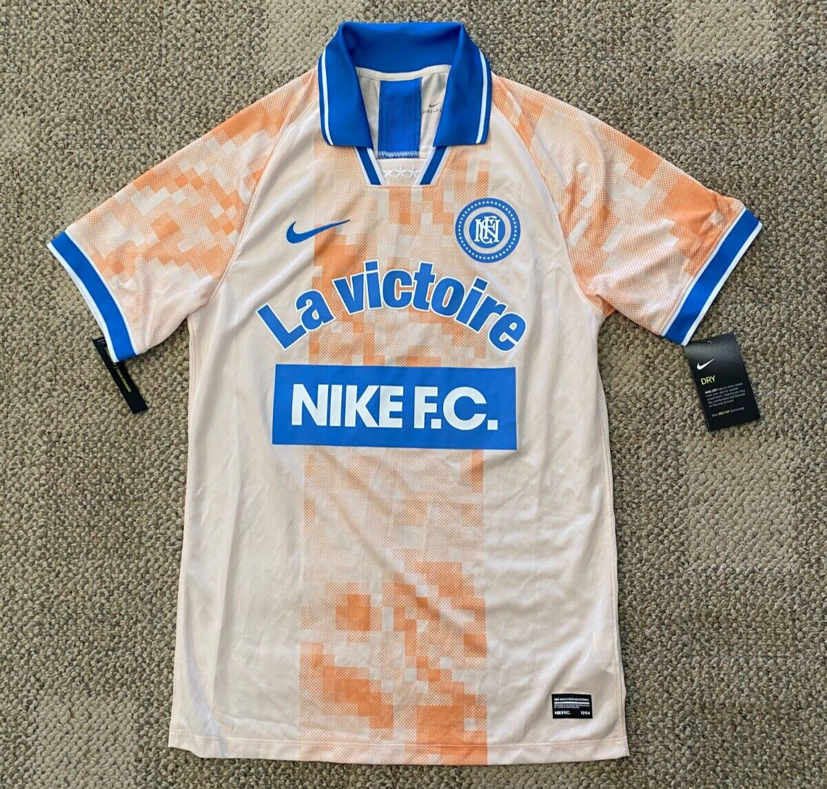 Mens Nike La Victoire F.C. Soccer Shirt Jersey Orange Size S Small AQ0660-838