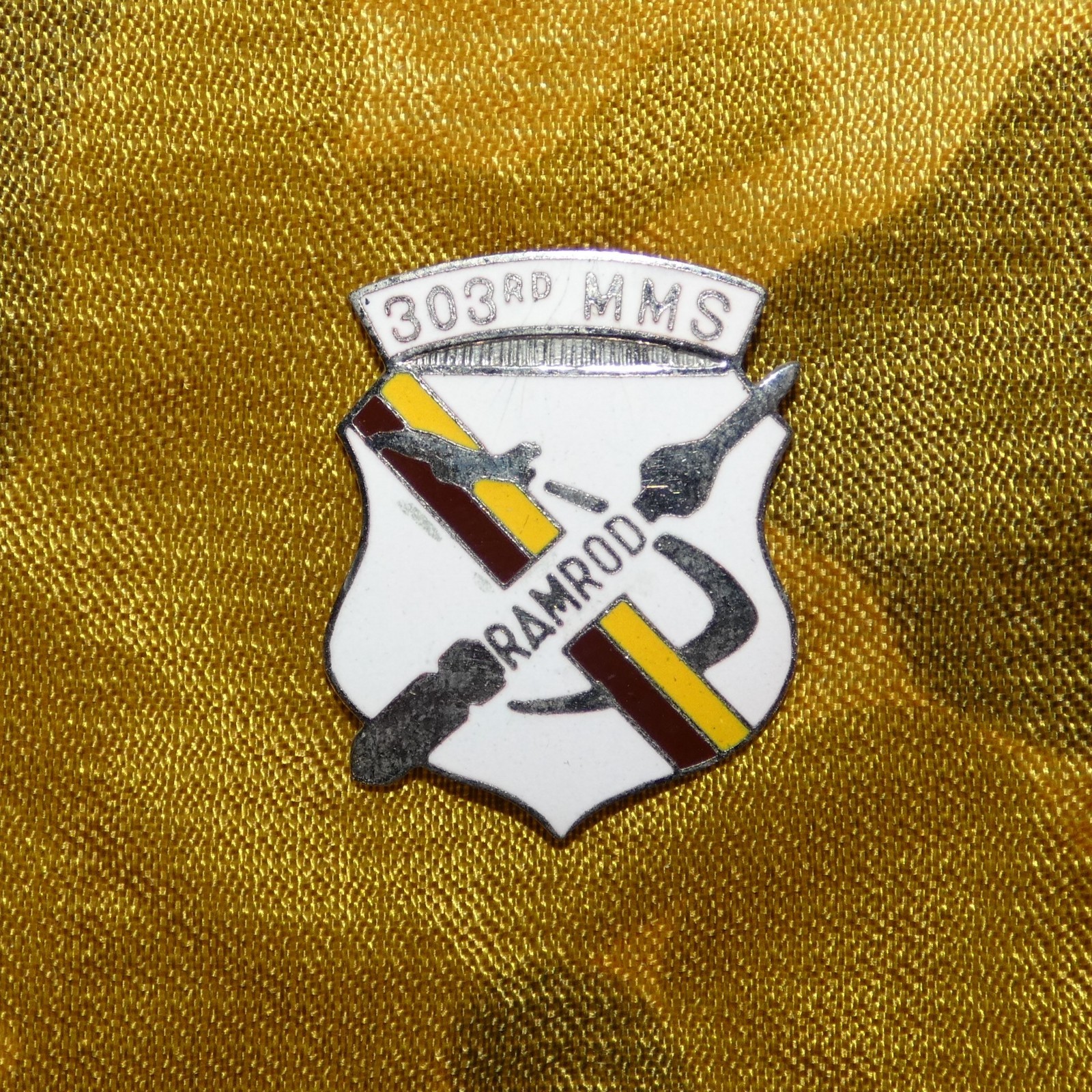 Vintage USAF 303rd Missile Maintenance Squadron Cloisonne DUI-style Unit Crest