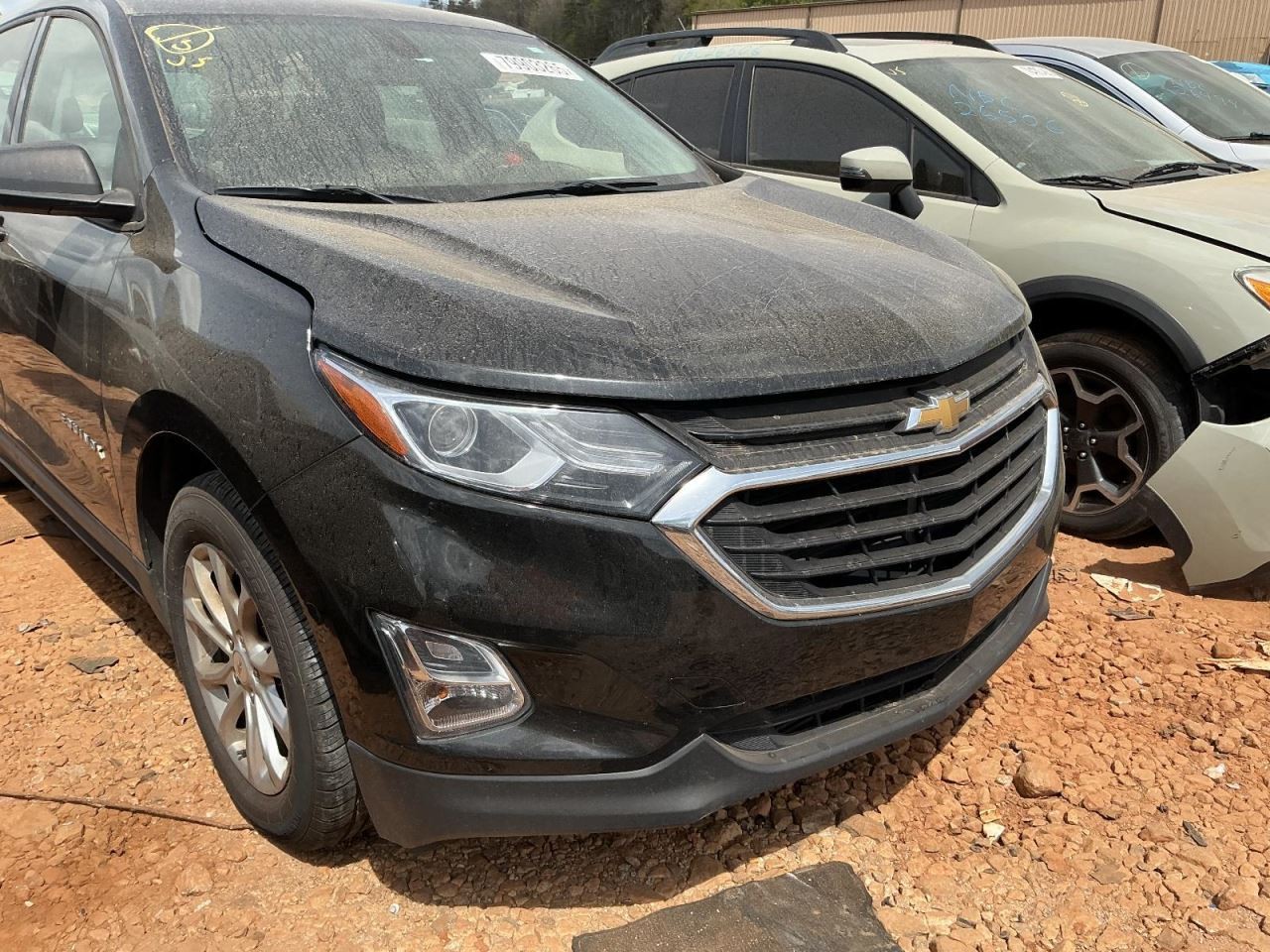 EQUINOX 2018 Glove Box 5024611