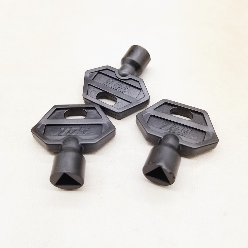 15Pcs Plastic Triangle / Slotted Universal Key Black