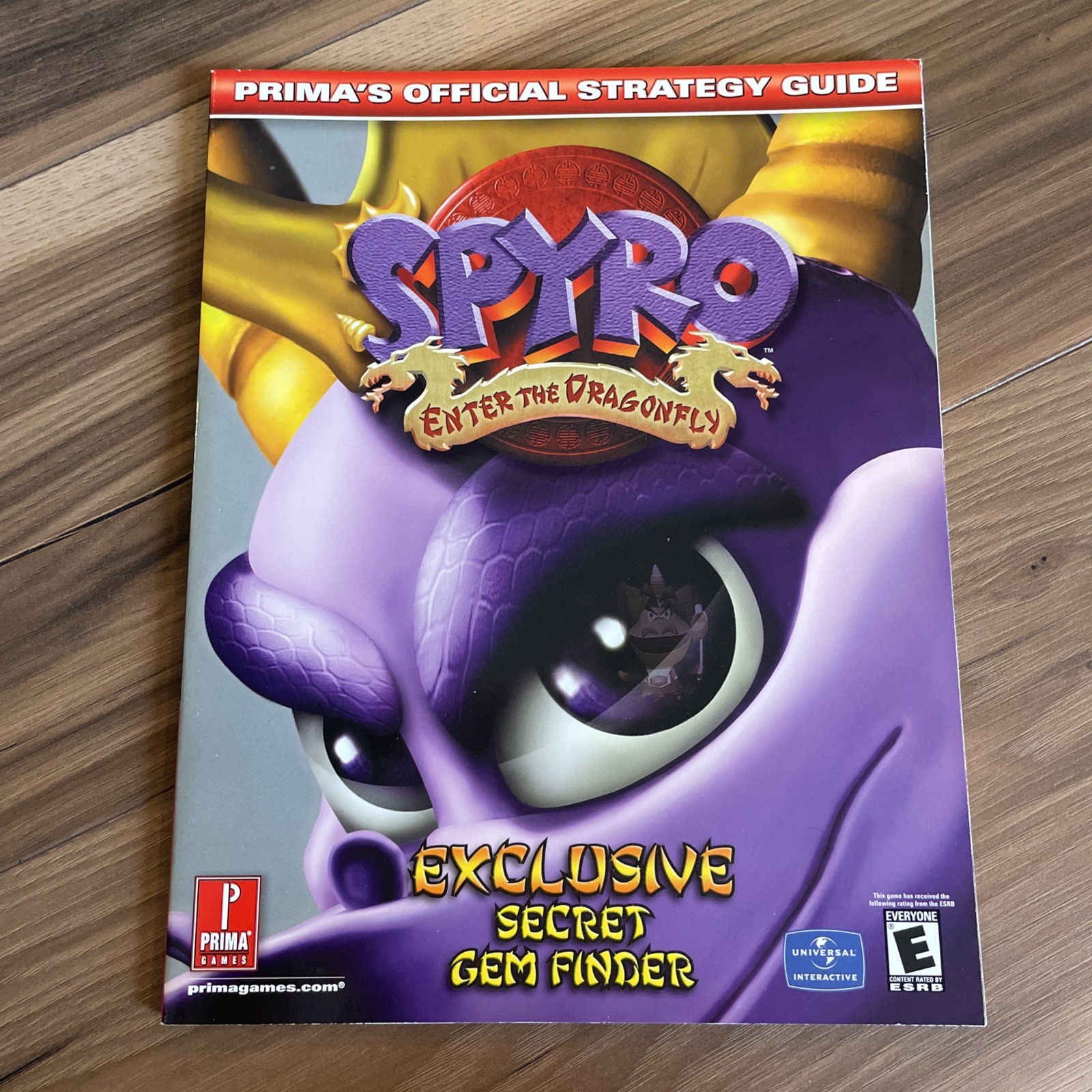 Spyro: Enter the Dragonfly (Prima's Official Strategy Guide) by Stephen Stratton