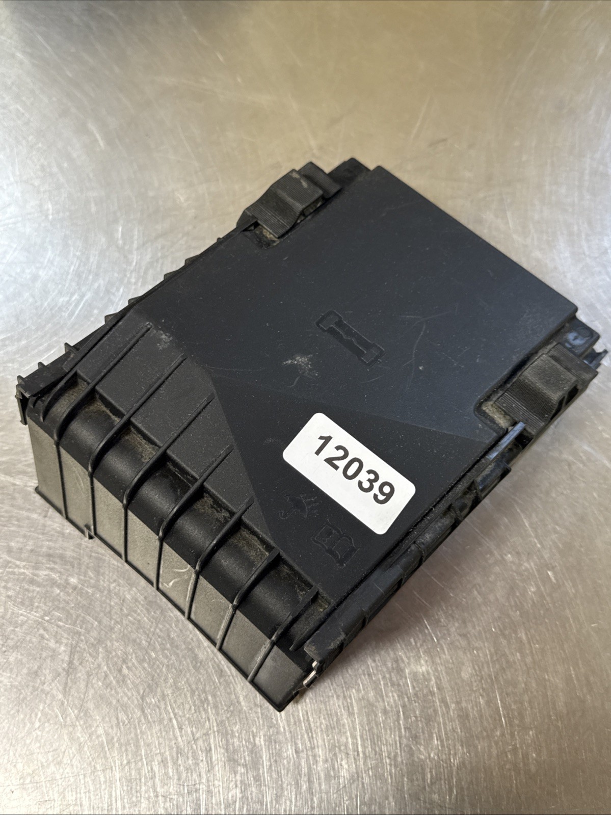 2007-2015 AUDI VW Fuse Box Cover OEM #1K0937132F