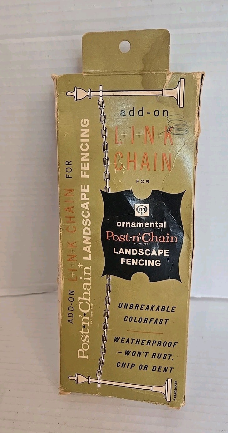 Vintage POST-N-CHAIN Link Chain Plastic 5 ft Landscape Fence Ornamental Display