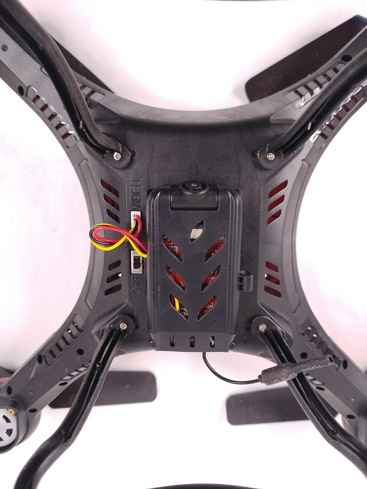 JJRC H8D 5.8GHz FPV Quadcopter Drone Bundle - Complete Factory Setup