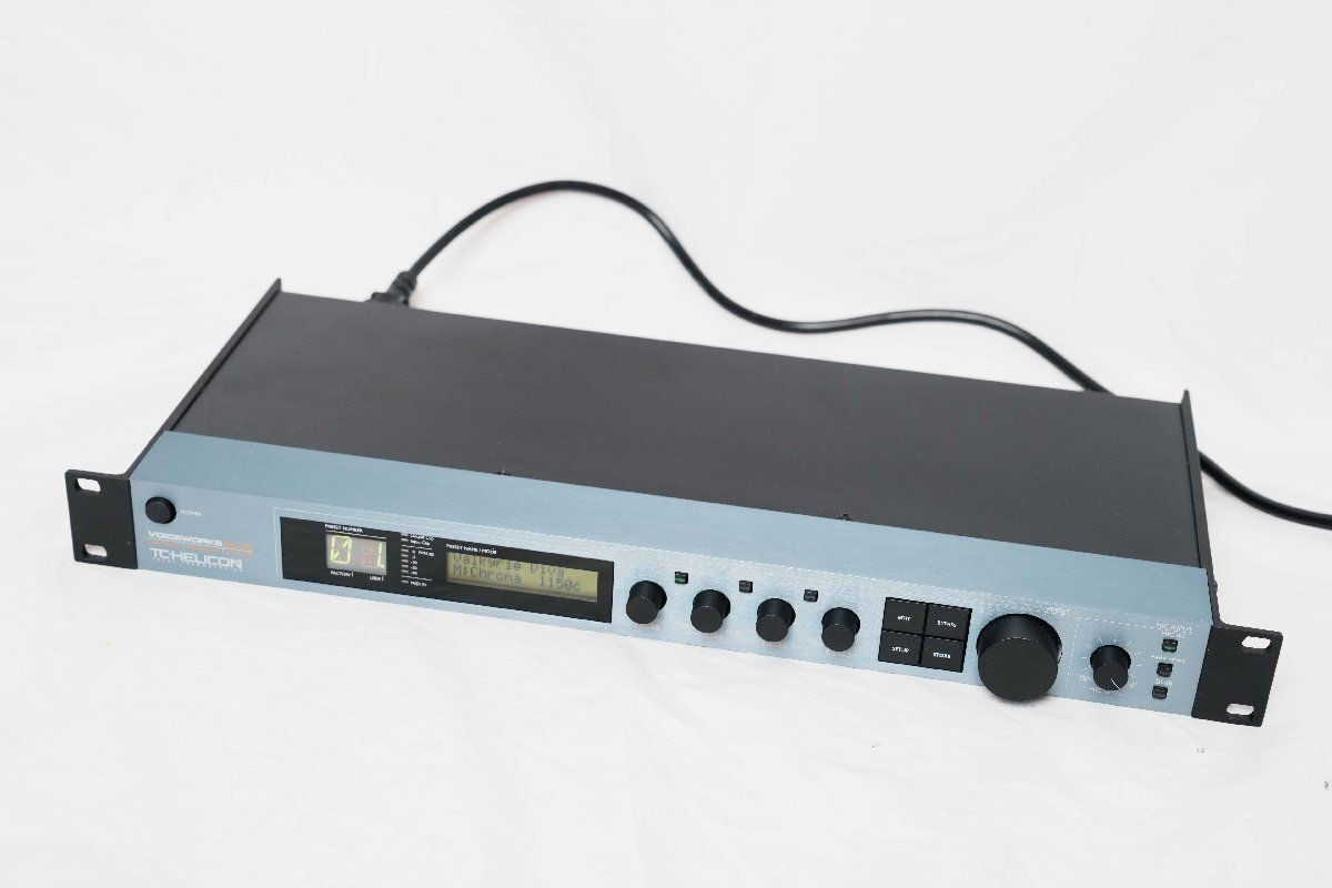 TC-HELICON VoiceWorks Plus Vocal Effects Processor Compact Pedal Used