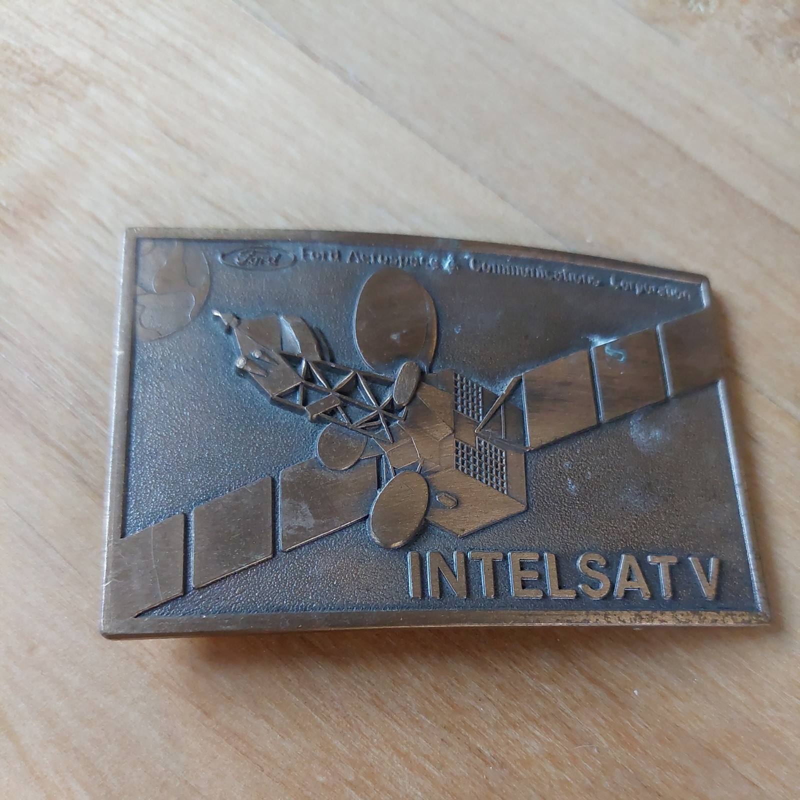 VTG Ford Aerospace & Communications INTELSAT V Satellite Brass Belt Buckle 1980s
