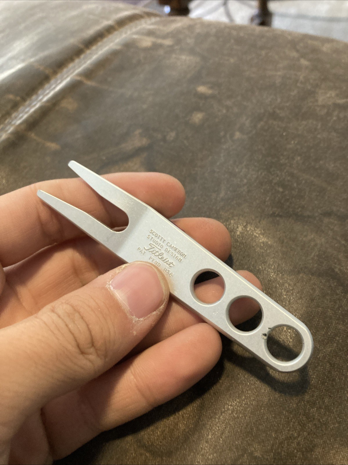 Scotty Cameron Titleist Pivot Tool – Premium Divot Repair Accessory Bent