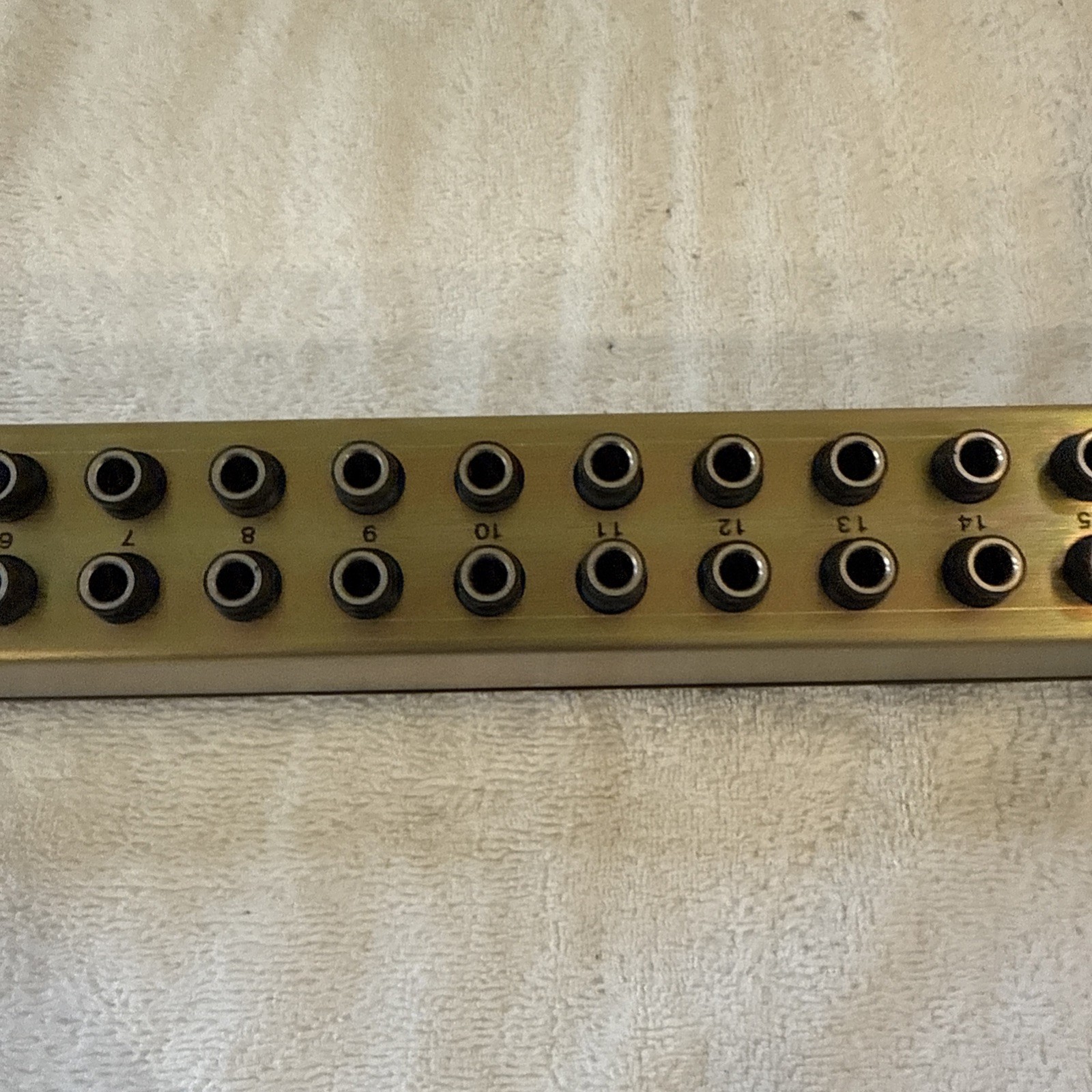 Furman PB-40 Patch Bay Signal Processing Rack Mount
