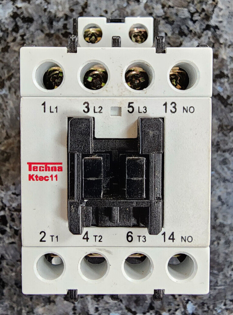 Techna KTEC11-01-120, 20 amp, 3 pole, 1 NO Aux pole