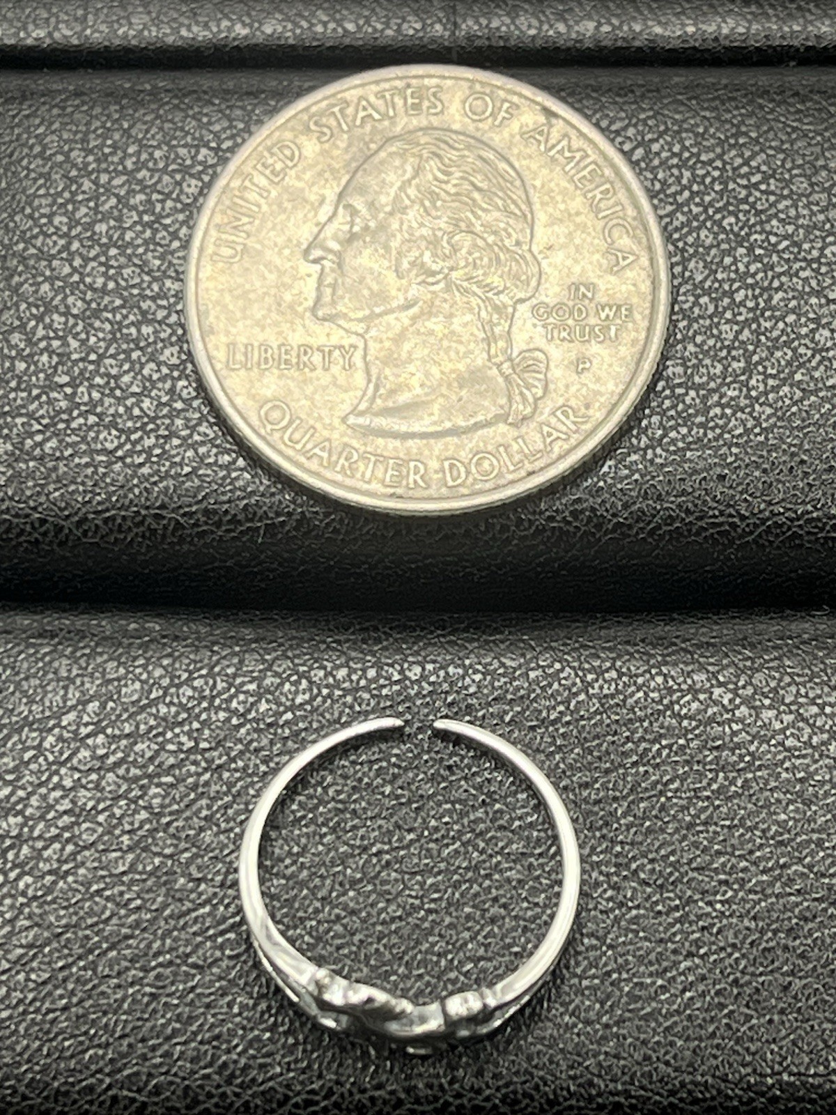 New Condition Sterling Silver Horse Toe Ring 925