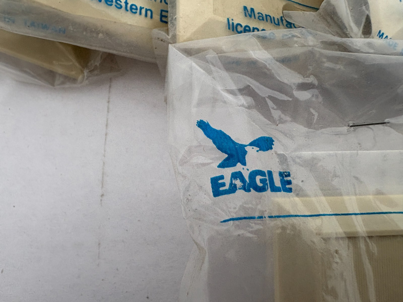 (10) NEW Eagle Modular Flush Mount Jack 4-Conductor - IVORY - TWD3531V-BOX