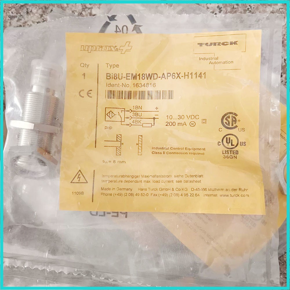 New sealed TURCK switch sensor BI8U-EM18WD-AN6X-H1141 BI8U-EM18WD-AP6X-H1141