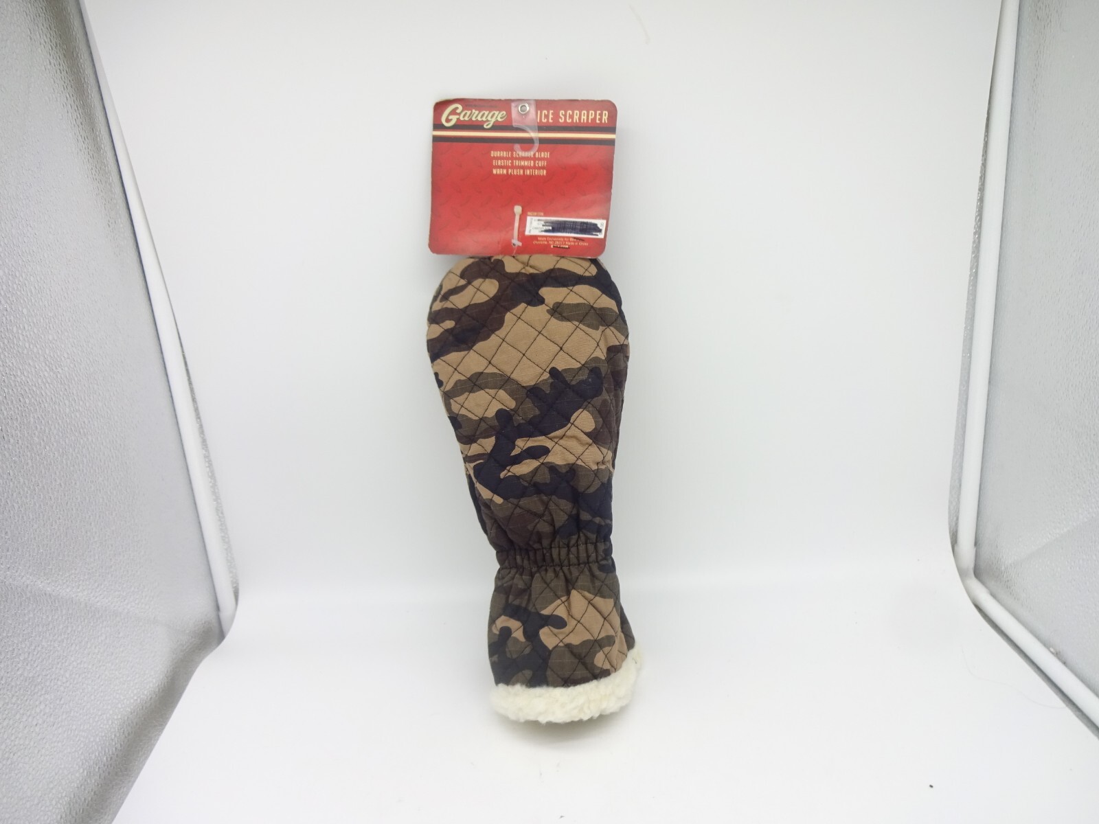 SaddleBred Garage Camouflage Mitt Ice Scraper Durable Elastic Trimmed Cuff (RT)