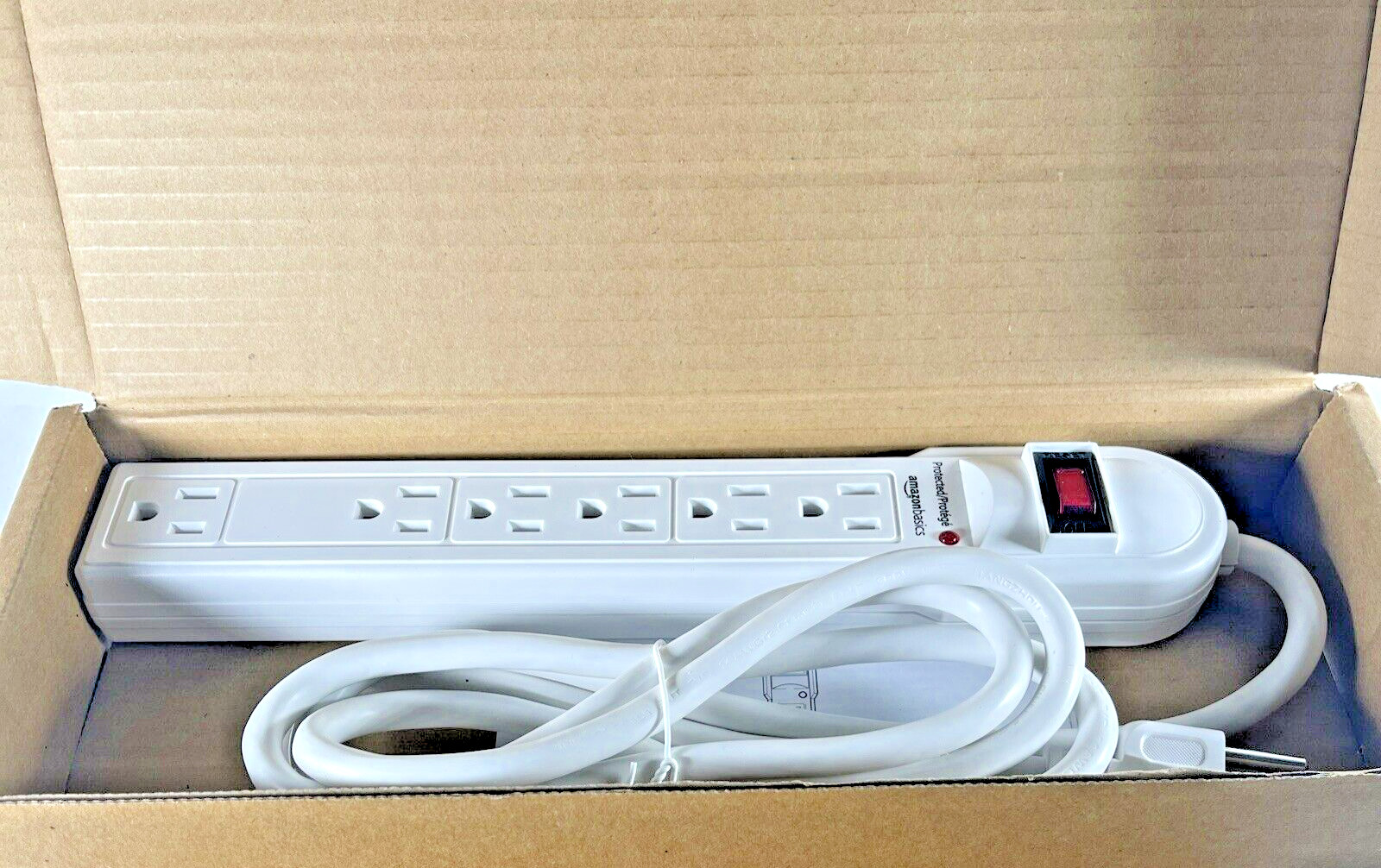NEW IN BOX Amazon Basics 6-Outlet Surge Protector Power Strip