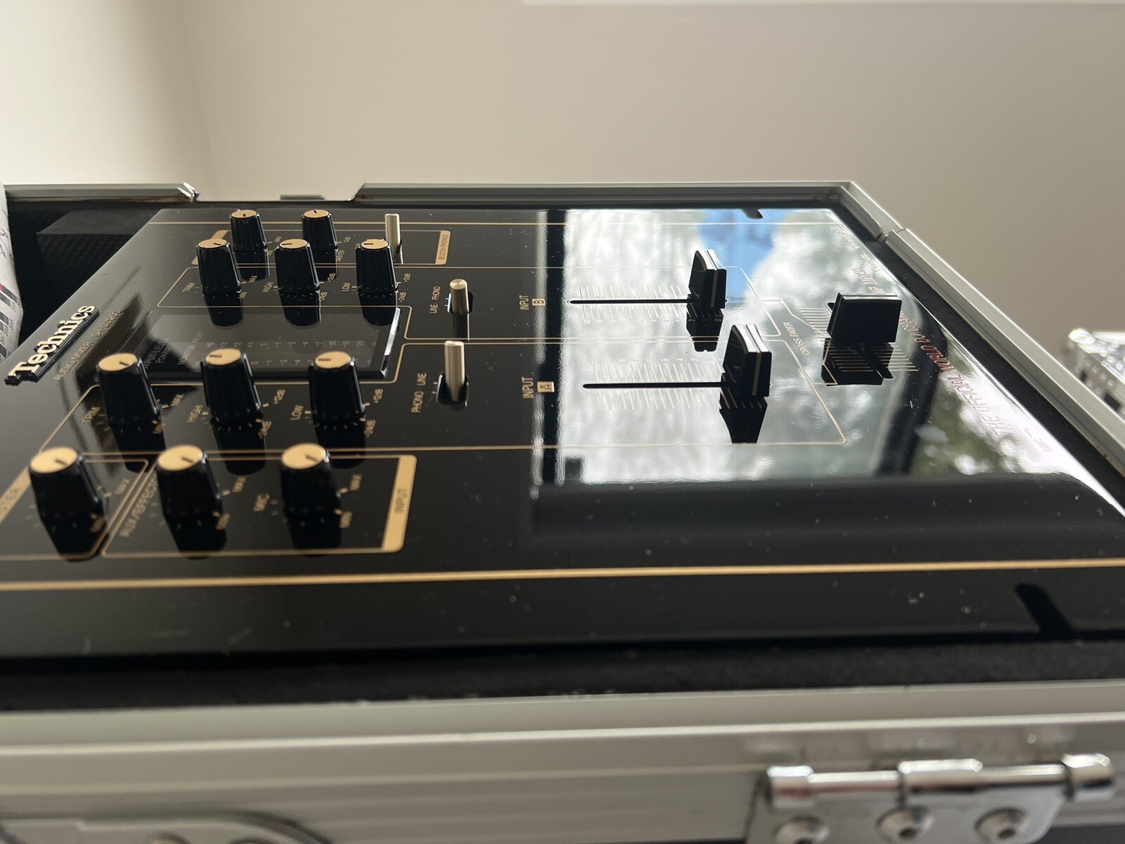 Technics SH-DJ1200 DJ Mixer