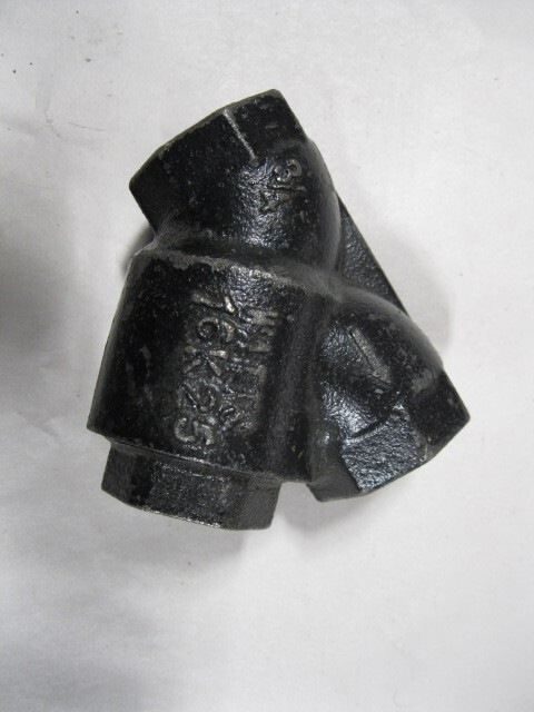 Watts Y Strainer 250 PSI at 400ÂºF Cast Iron Black 3/4" IPS