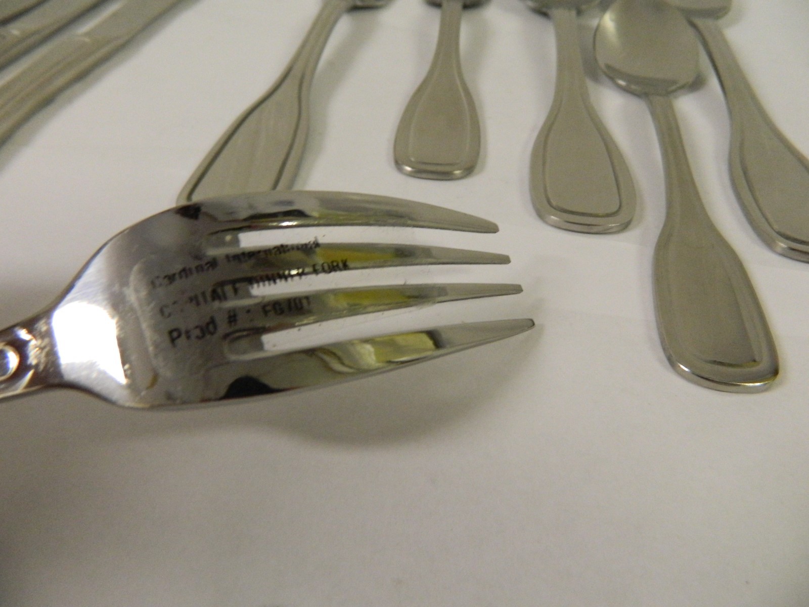 Arcoroc Capitale 9 pc Flatware Set 18/10 Stainless NEW
