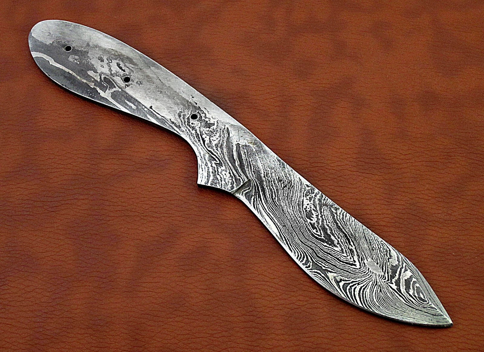Spear point blank blade 9" hand forged Damascus steel knife, 4" Cutting edge