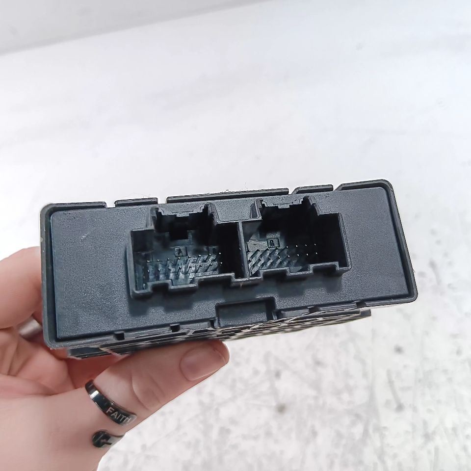 Driver Park Assist Control Module Fits 17-22 Buick Encore OEM