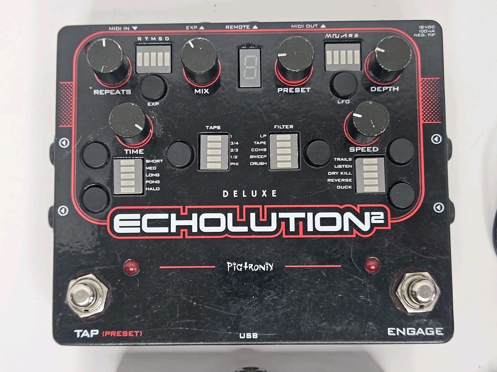 PIGTRONIX ECHOLUTION 2 Deluxe Model ED2 With Remote