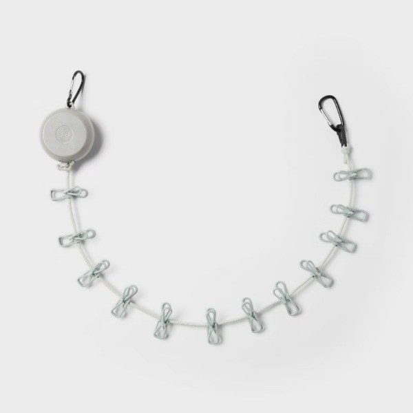 Portable Clothesline with Clips