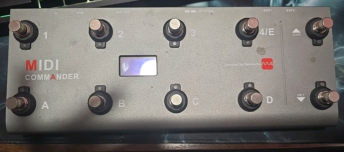 Midi COMANDER Control Pedal Guitar Foot Controller (MeloAudio)