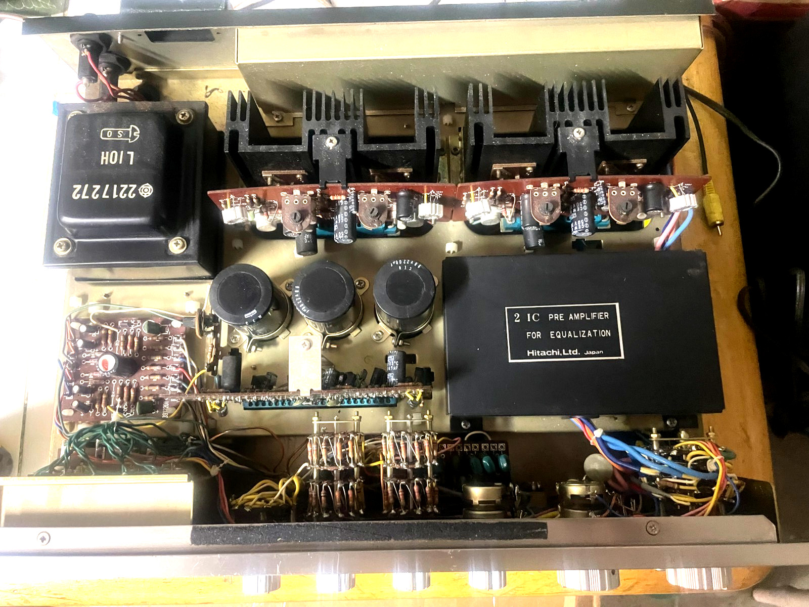 Hitachi IA-1000 | Pre-Main Integrated Amplifier | Rare