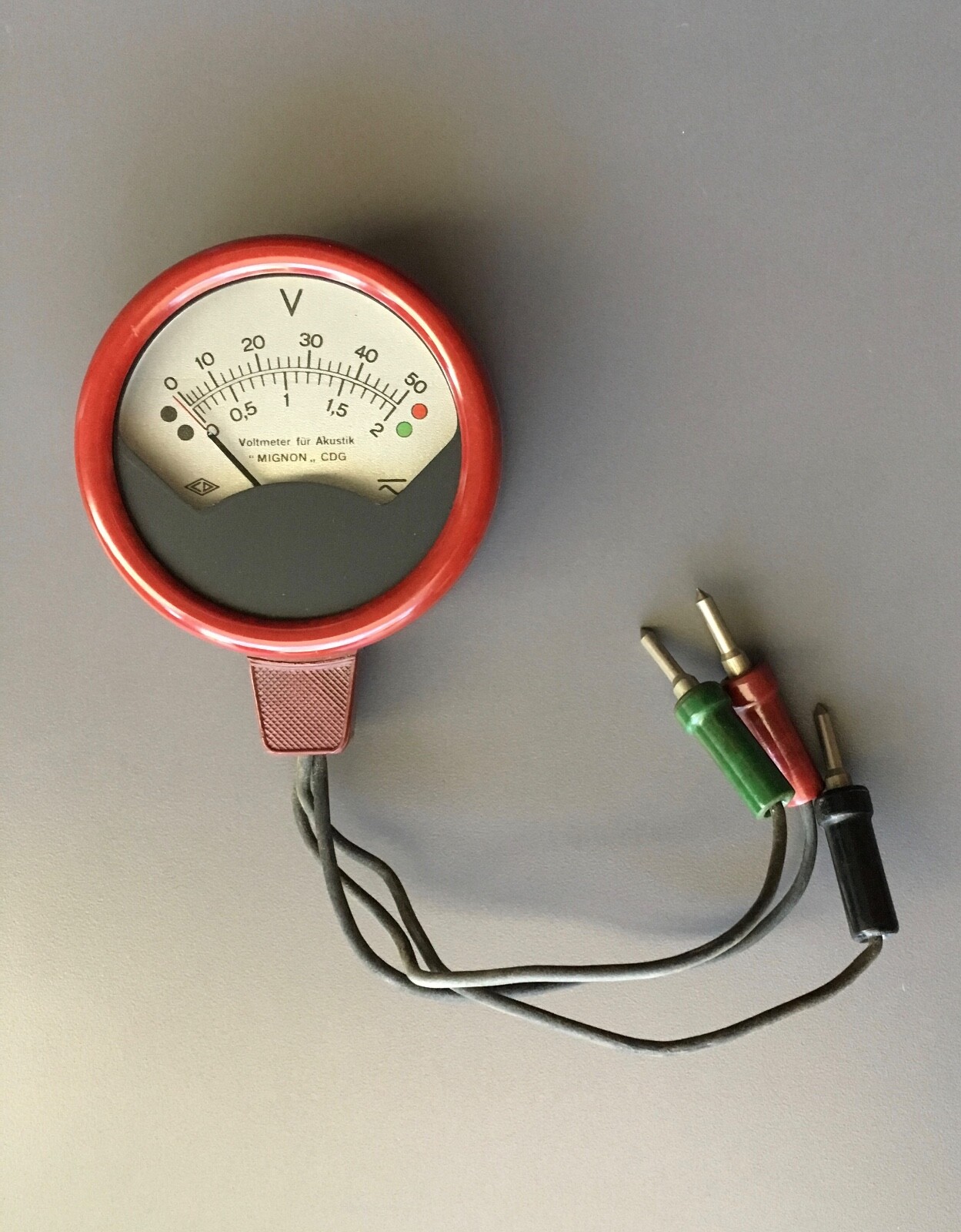 Rare Vintage Mignon CDG German Acoustic Voltmeter Red Bakelite Casing 