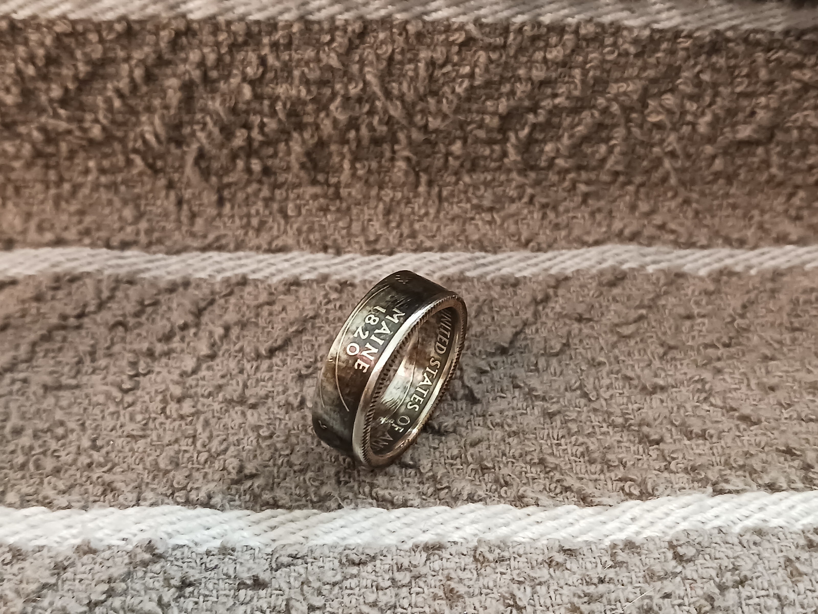 Maine Handcrafted Washington Quarters coin ring, size 7-1/2    2003