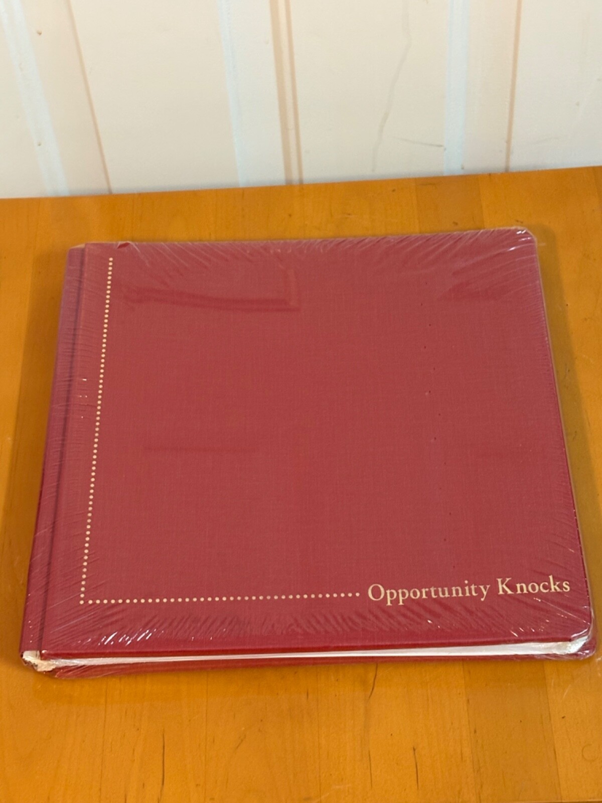Creative Memories 12x12 Red Album Gold Trim Opportunity Knocks  FREE SHIPPING!