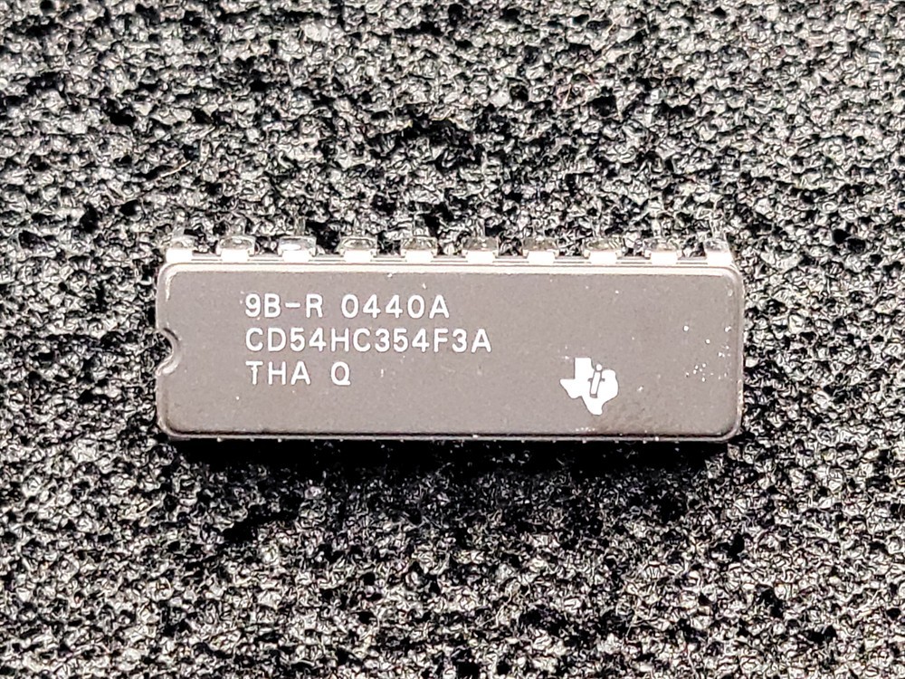 New (12pcs) CD54HC354F3A TEXAS INSTRUMENTS IC Logic