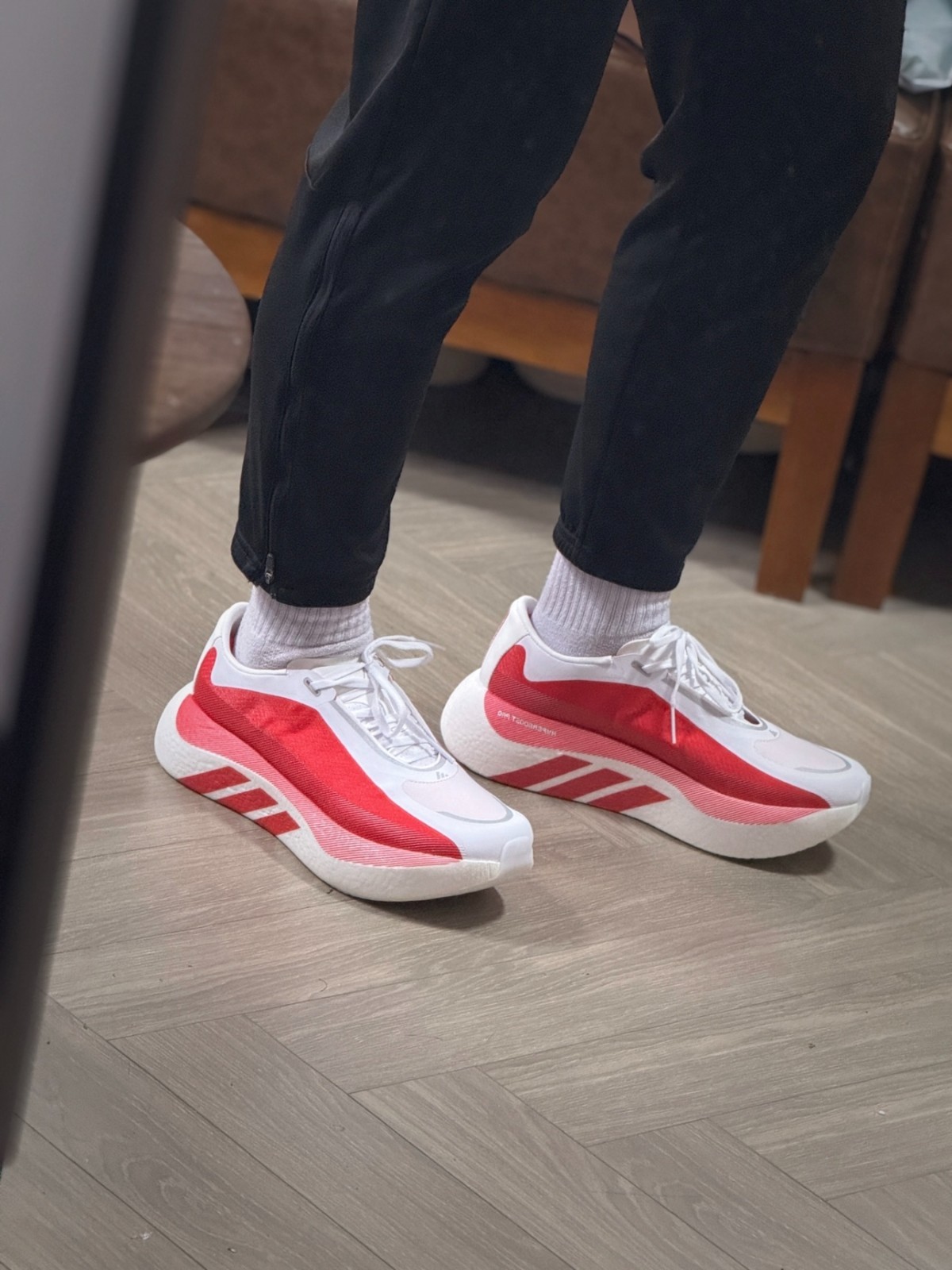 adidas Hyperboost Edge Cloud White Pure Ruby KI1913
