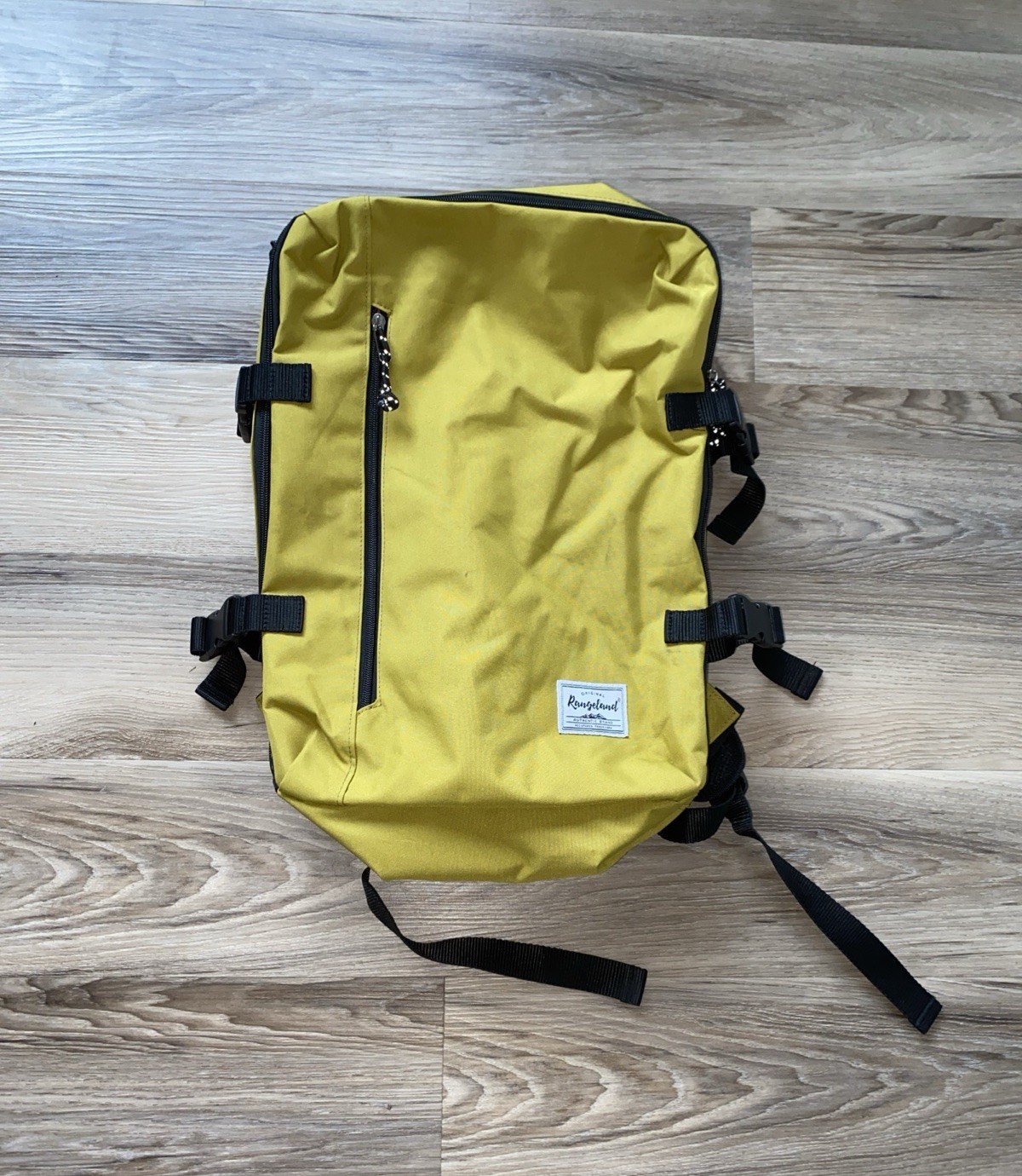 Travel Backpack 21L Minimalist Casual Small Carry-on Daypack 15-inch Laptop N...
