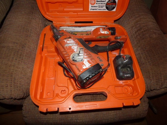 Paslode CFN325XP Cordless Framing Nailer TESTED