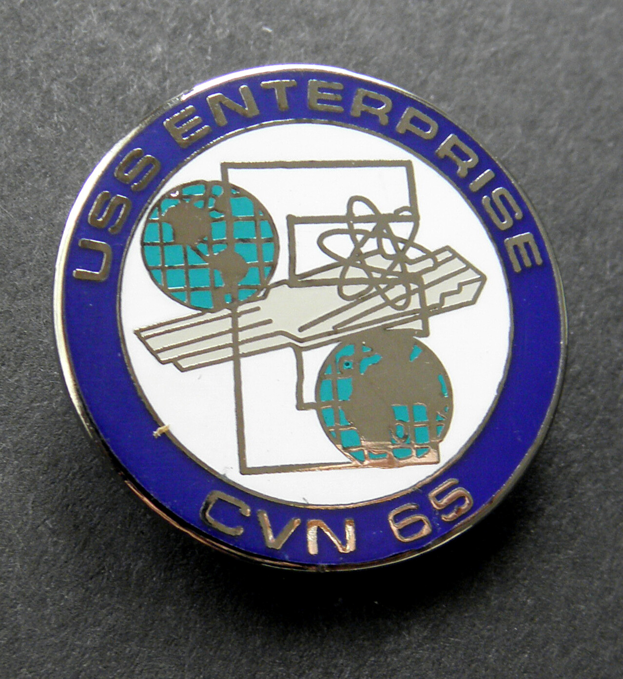 US NAVY USS ENTERPRISE AIRCRAFT CARRIER LAPEL PIN BADGE 1 INCH